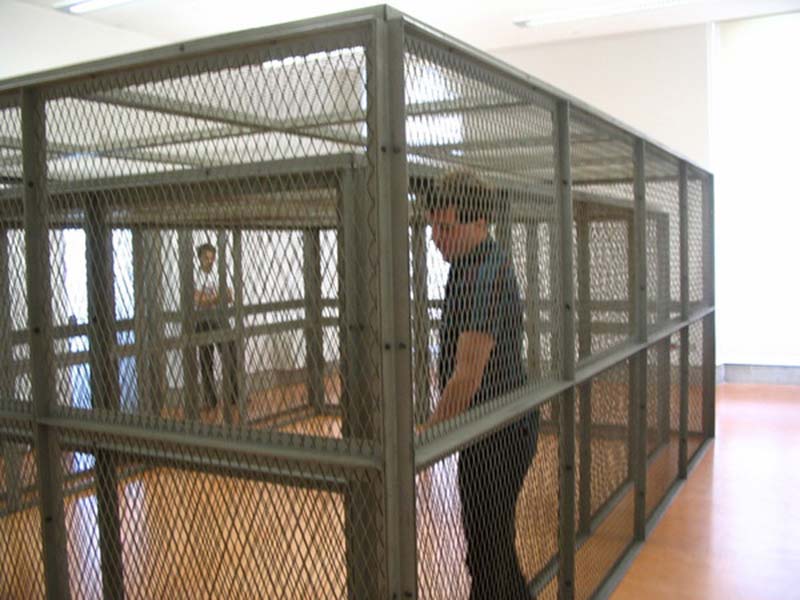 Double-steel-cage-Bruce-Nauman-03