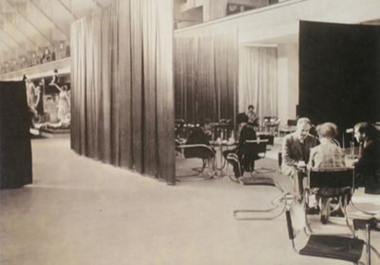 “Café Samt &amp; Seide” by Ludwig Mies van der Rohe and Lilly Reich (1927 ...